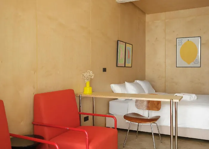 Hotel Stupid 3*